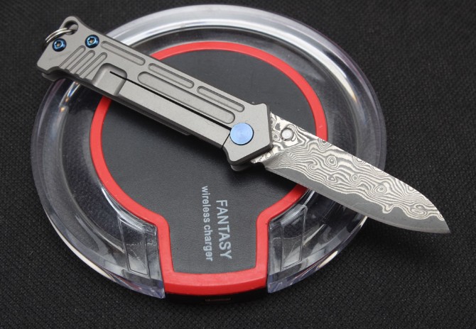 Harley-Titanium handle keychain pocket knife (Damascus steel)