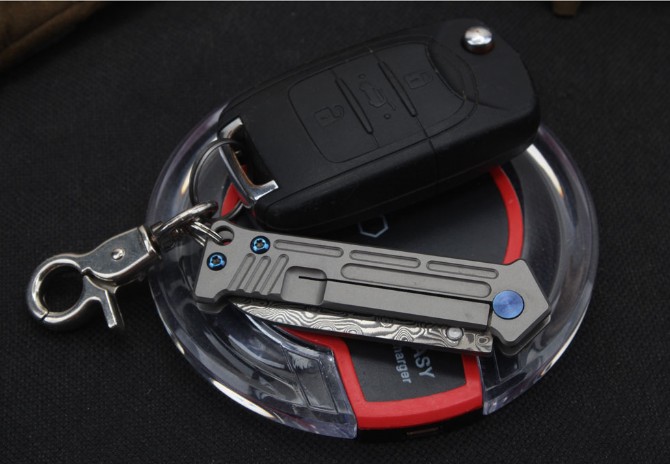 Harley-Titanium handle keychain pocket knife (Damascus steel)