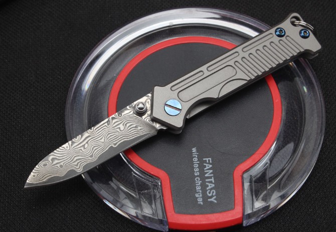 Harley-Titanium handle keychain pocket knife (Damascus steel)