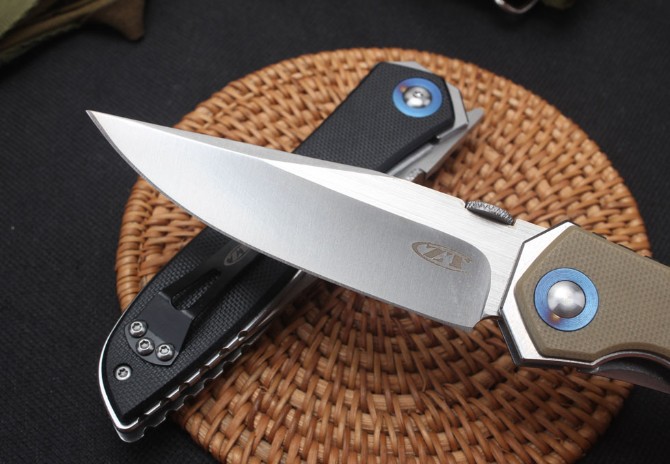 Zero error ZT0372 bearing folding knife