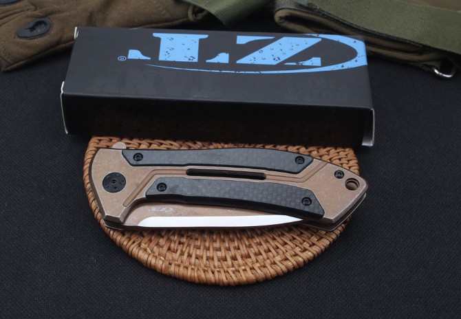 ZT0801 steel + carbon fiber folding knife