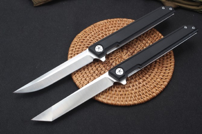 High quality retrograde D2 folding knife