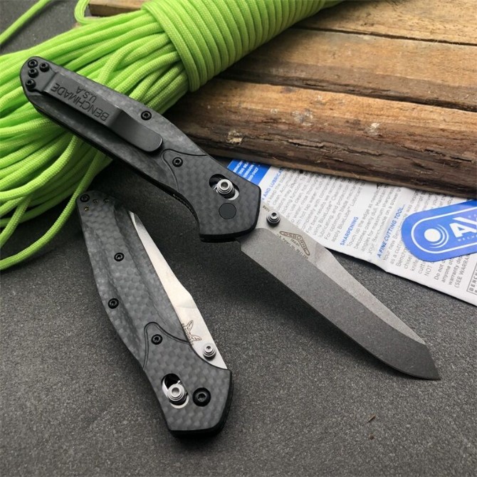 Benchmade butterfly 940-1 carbon fiber handle folding knife