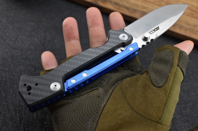 Customized version of M390 powder steel cold steel AD-15 tactical folding knife (carbon fiber handle)