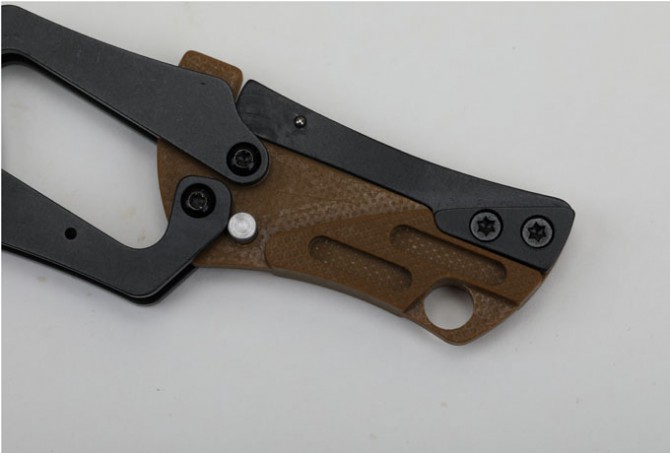 Tank variant mechanical knife