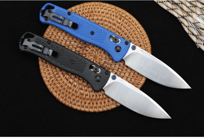 New version of butterfly 535 folding knife