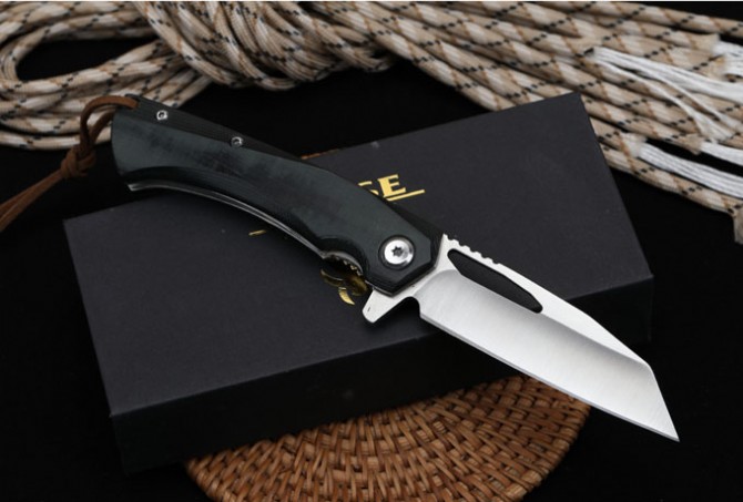 Customized version S0135 bearing quick opening folding knife