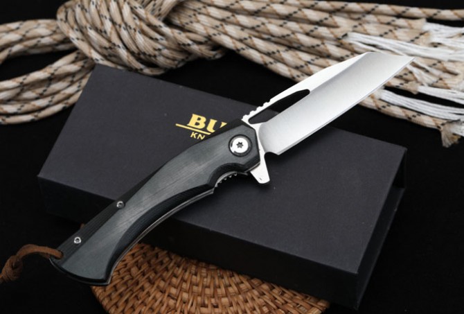 Customized version S0135 bearing quick opening folding knife