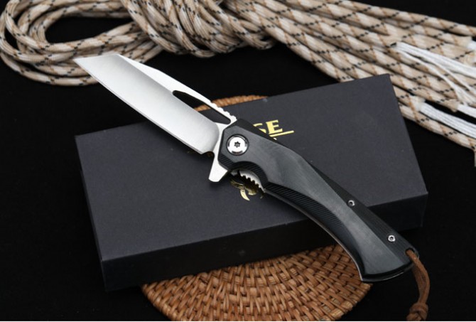 Customized version S0135 bearing quick opening folding knife