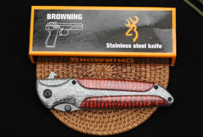 Browning-FA50 quick-opening folding knife (snake grain wood handle)