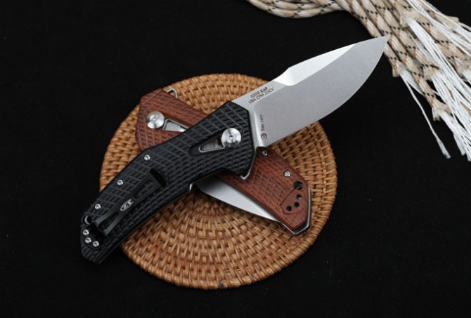 Zero error ZT0308 bearing folding knife