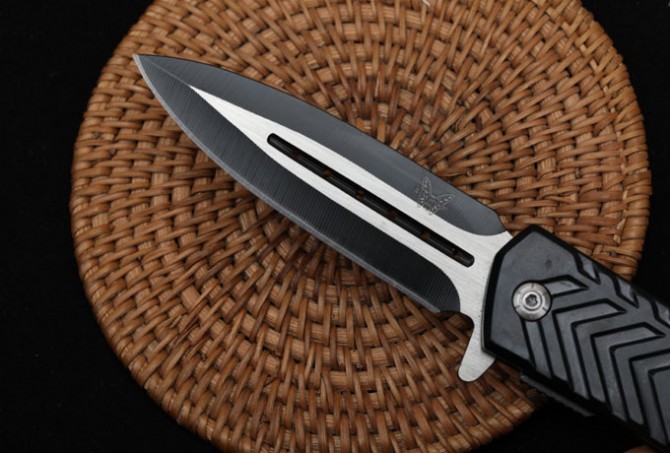 Butterfly DA313 - Quick opening folding knife