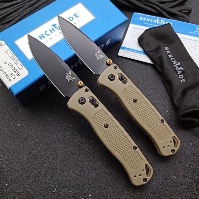 Butterfly 535 folding knife (desert color)