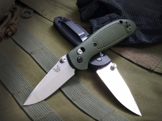 Butterfly Benchmade 556