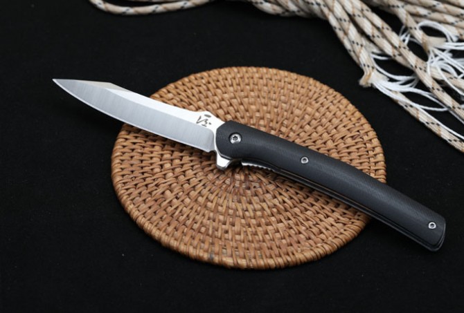 Holy Sword-Bearing Quick Opening Folding Knife