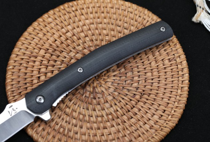 Holy Sword-Bearing Quick Opening Folding Knife