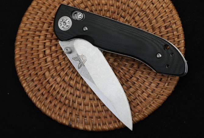 Butterfly 698 folding knife