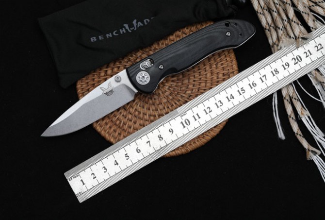 Butterfly 698 folding knife