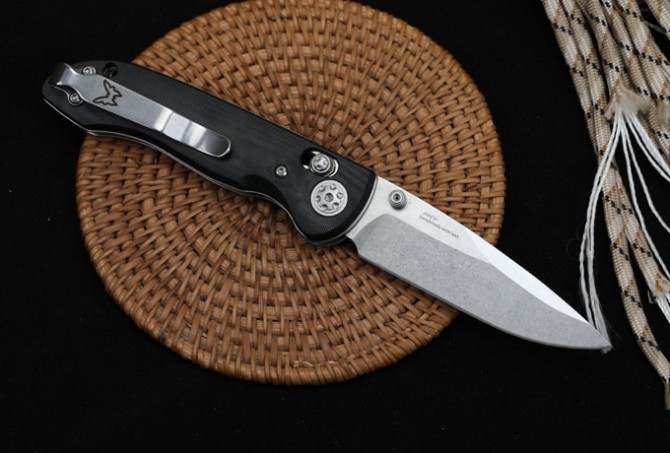 Butterfly 698 folding knife