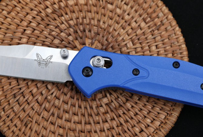 Butterfly 940 folding knife (blue handle, half teeth - full blade)