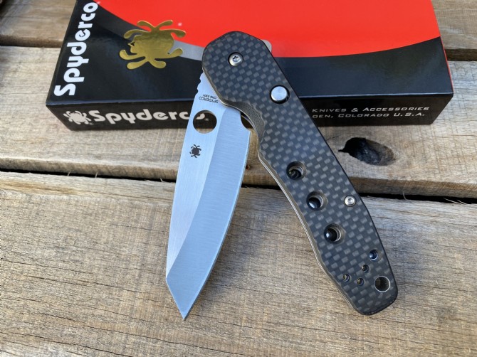 Spyderco Spider C240 ​​Bearing Folding Knife (Carbon Fiber)