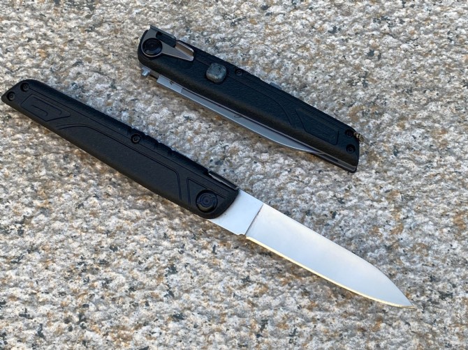 Plastic handle AKC jump knife