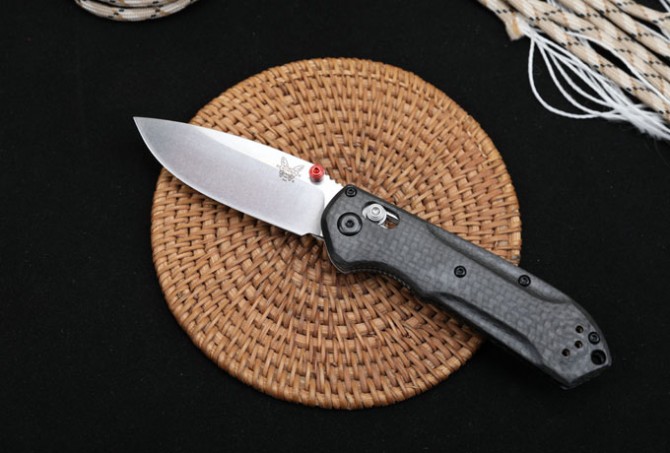 Benchmade Butterfly 565-1 carbon fiber handle folding knife