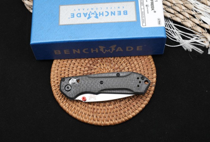 Benchmade Butterfly 565-1 carbon fiber handle folding knife