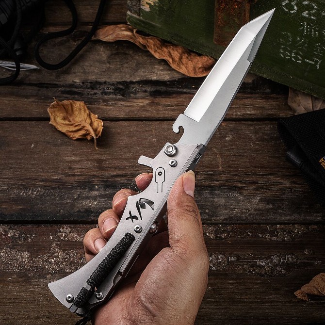 WX mechanism folding knife