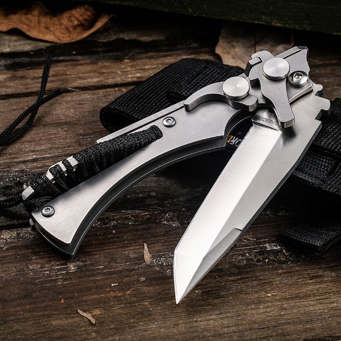 WX mechanism folding knife