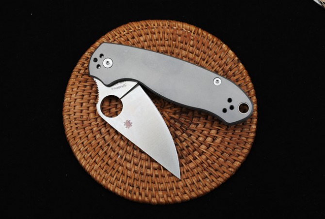 SPYDERCO Spider C223 Titanium Bearing Folding Knife