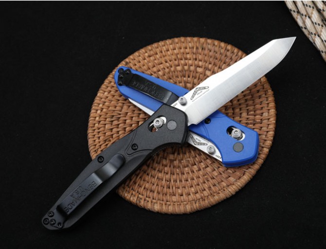 Butterfly 940 folding knife (plastic handle)