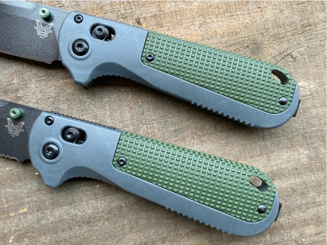 Benchmade butterfly 430BK folding knife (green handle half tooth)