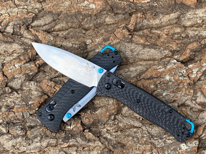 Benchmade butterfly carbon fiber 535-3 (white blade)