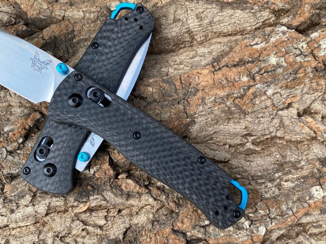 Benchmade butterfly carbon fiber 535-3 (white blade)