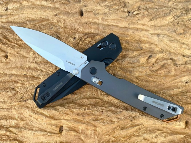 Card Show 2038 - Folding Knife