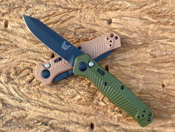 Benchmade butterfly 8551BK side jump (fiberglass handle)