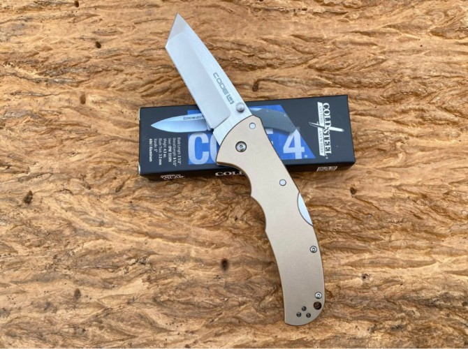 Coldsteel [Cold Steel Code 4] Taiwan version, S35vn steel belt lock. Genuine export OEM quality EDC folding knife