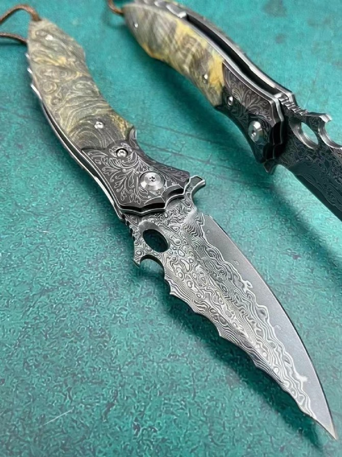 Yaksha folding knife