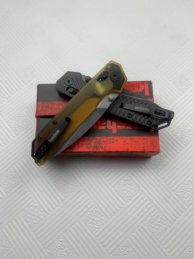 Latest card show 2038 axis lock folding knife (two styles)