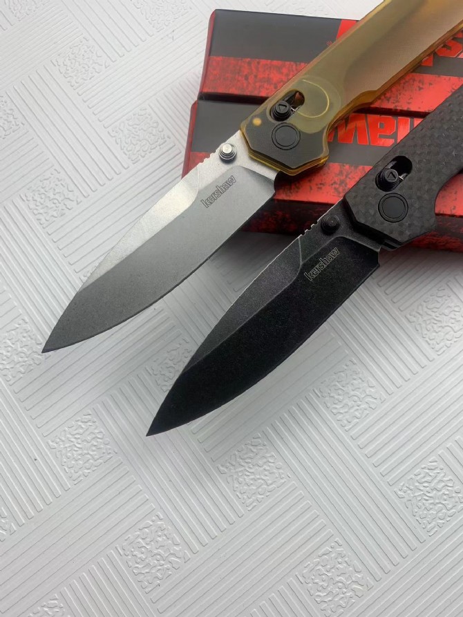 Latest card show 2038 axis lock folding knife (two styles)