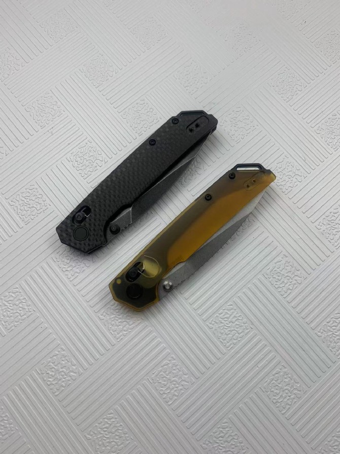 Latest card show 2038 axis lock folding knife (two styles)