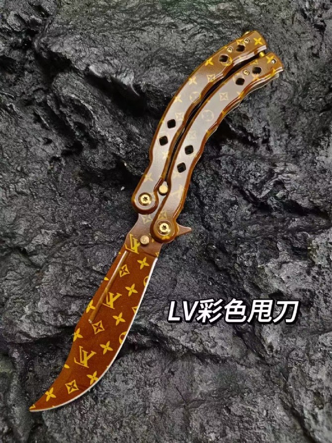 LV custom swing knife