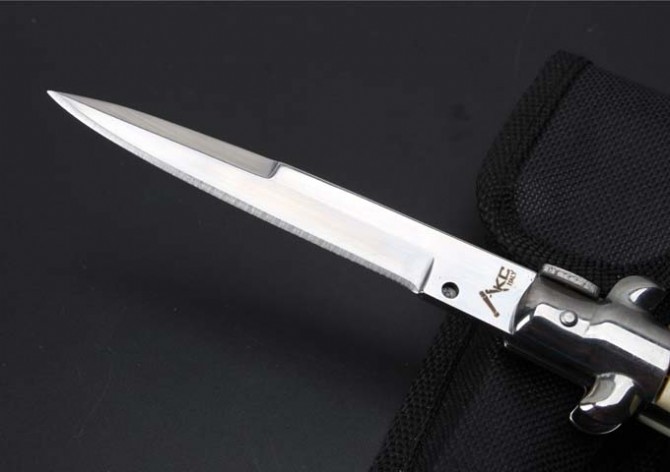 2016 new version 9-inch AKC Italian Mafia jump knife (imitation ivory white blade)