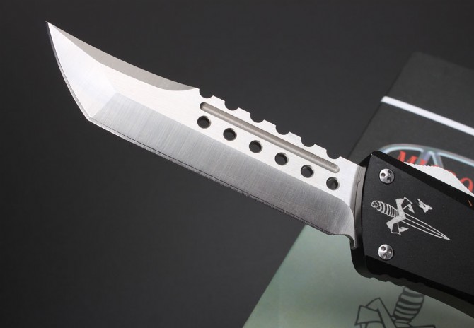 Microtech Microtech Tactical Dinosaur-Hellhound