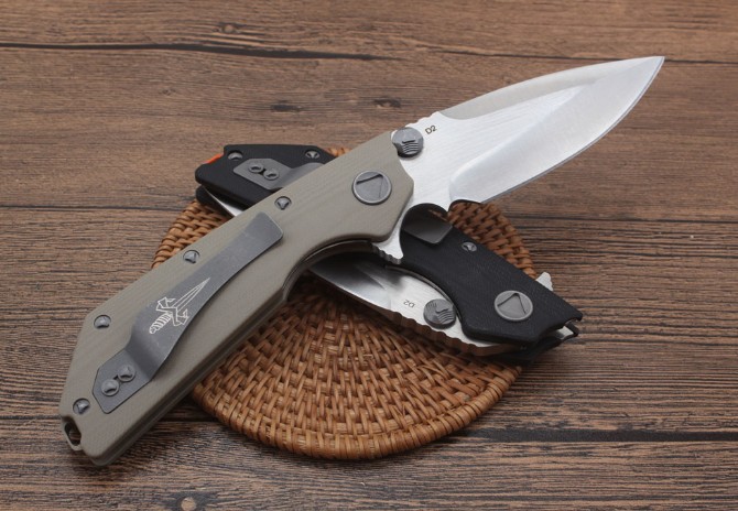 Microtech DOC-G10 Bearing Folding Knife