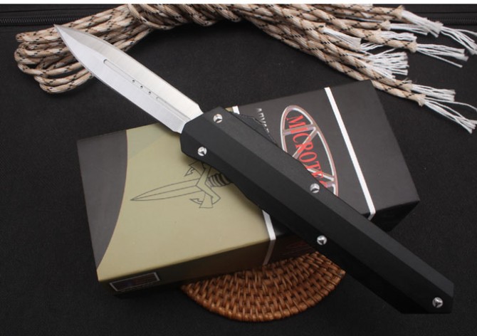 Microtech Munroe Cypher Code Apocalypse (3rd Generation Double Blade)