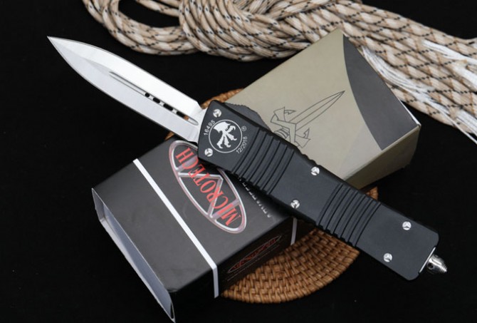 Replica Microtech Microtech Cerberus Straight Jump Knife (Black Handle Double Blade)