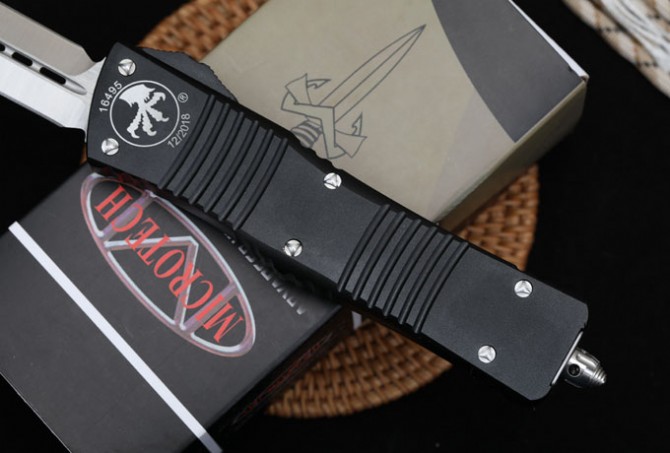 Replica Microtech Microtech Cerberus Straight Jump Knife (Black Handle Double Blade)