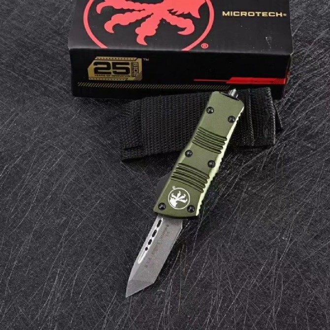 Microtech Mini Dragon Straight Jump